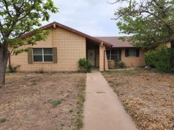 202 Crestwood Dr