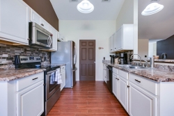 2122 Woodlawn Dr (5)
