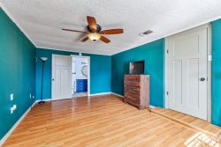 1414 W Avenue M (5)