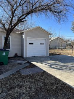 1201 Clairmont (10)